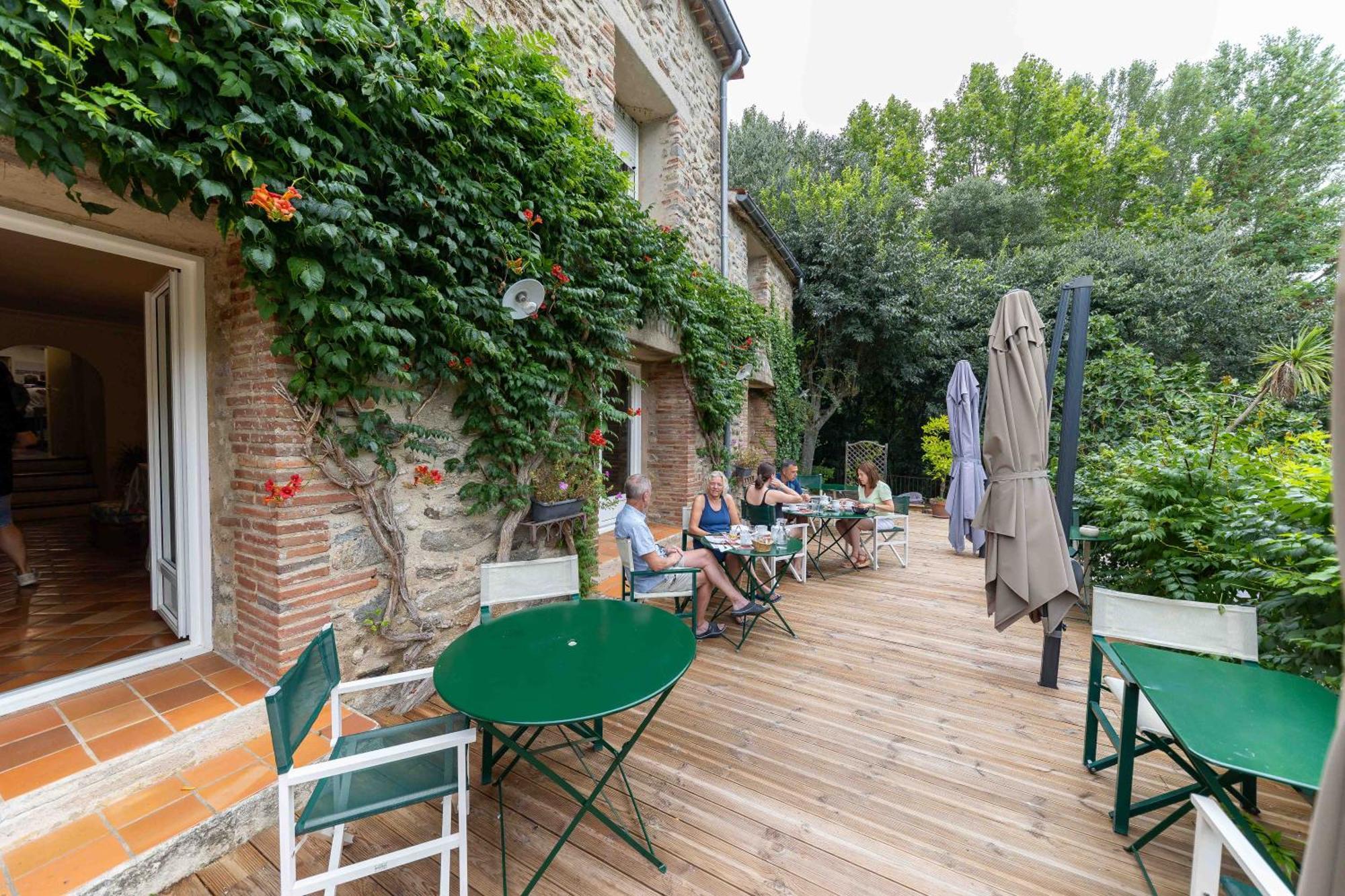 Hotel Le Mas Trilles Сере Экстерьер фото