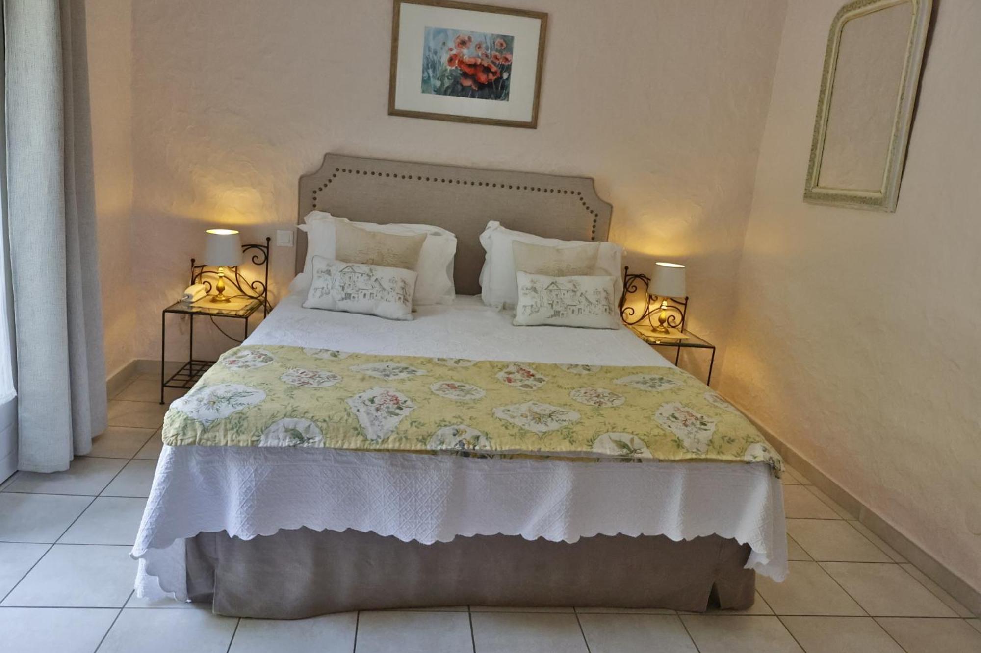 Hotel Le Mas Trilles Сере Экстерьер фото